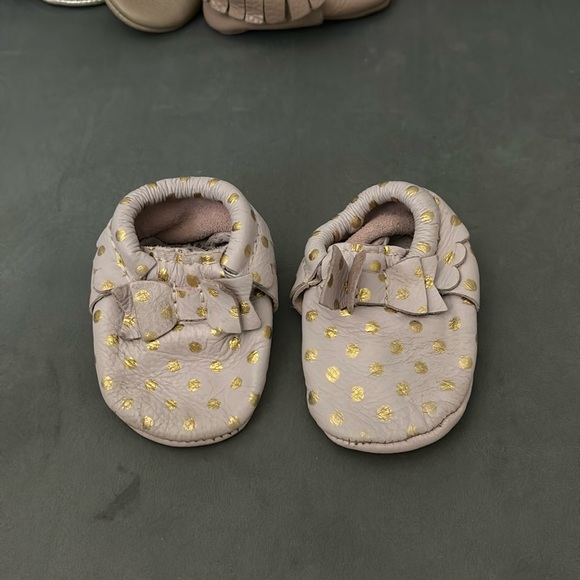 Freshly picked light pink and gold size 1 - Picture 1 of 2